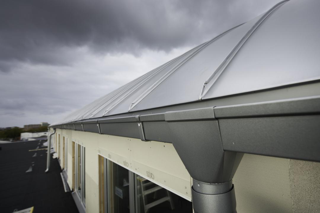 Sheet_metal_roofing